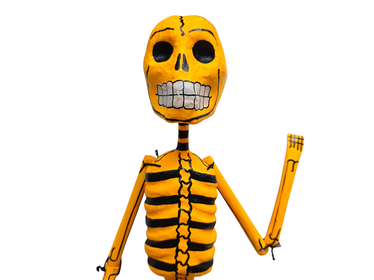 PAPIER-MâCHé SKELETONS