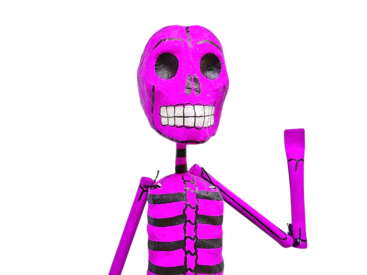PAPIER-MâCHé SKELETONS